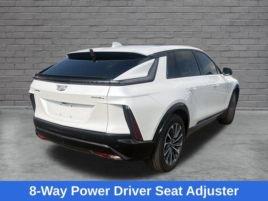 Used 2024 Cadillac Lyriq Sport AWD/4WD image 9