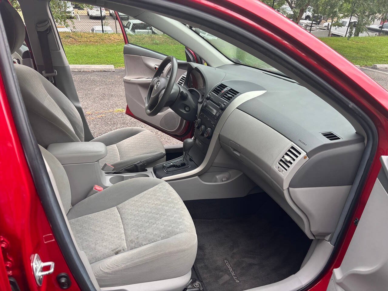 Used 2009 Toyota Corolla LE FWD image 22