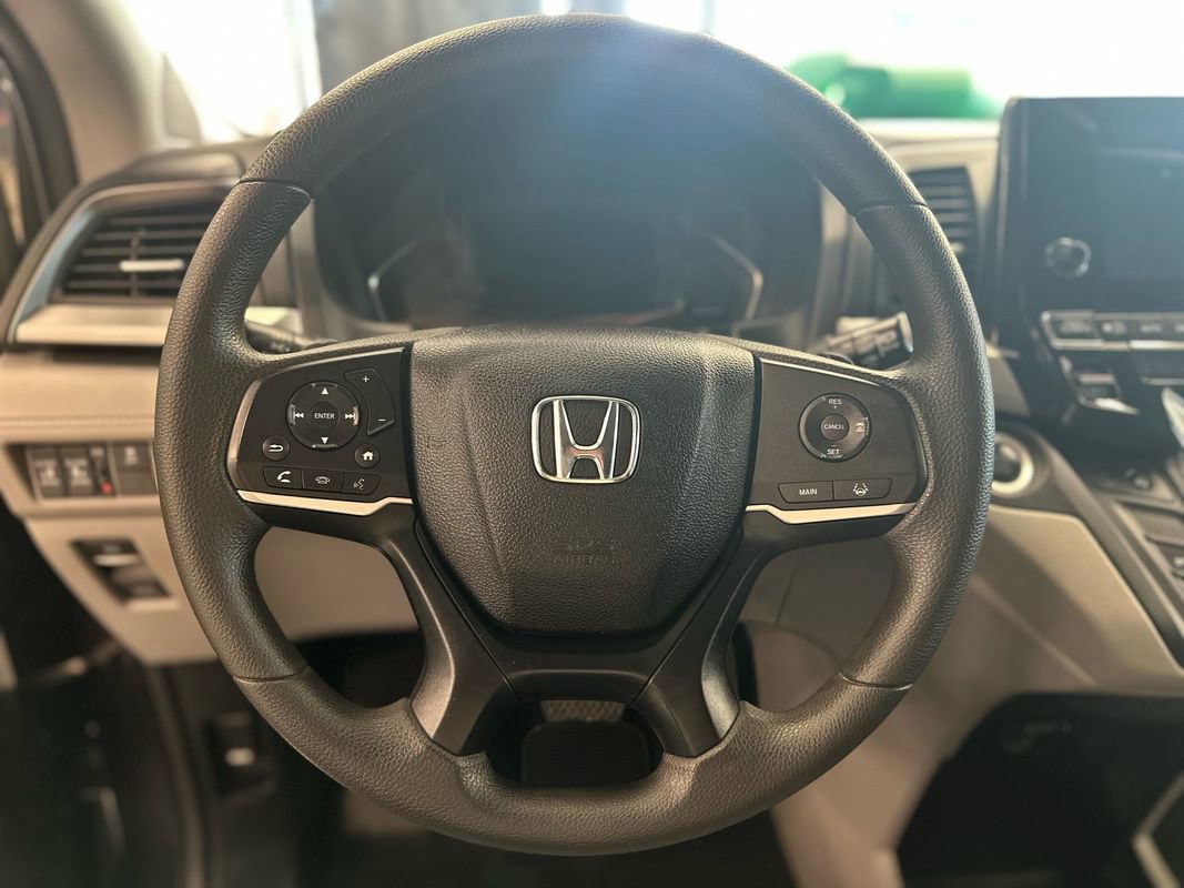 Used 2018 Honda Odyssey EX image 17