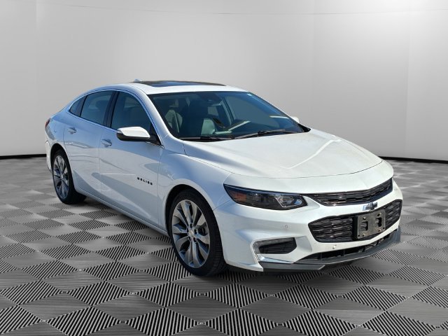 Used 2018 Chevrolet Malibu Premier w/ Premier Sun and Wheel Package FWD image 7