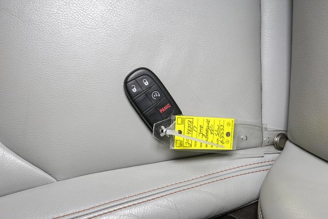 Used 2017 Jeep Renegade Limited image 41