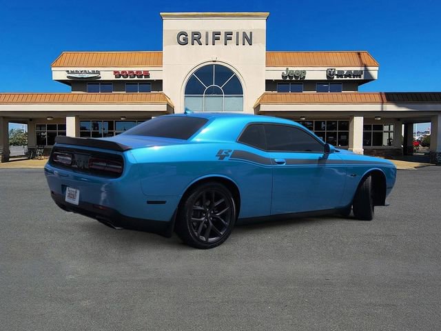 Used 2023 Dodge Challenger R/T w/ Blacktop Package RWD image 4
