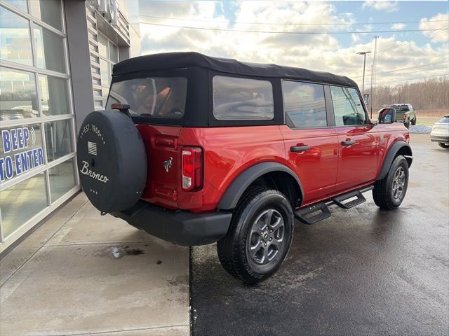 Used 2023 Ford Bronco Big Bend image 3