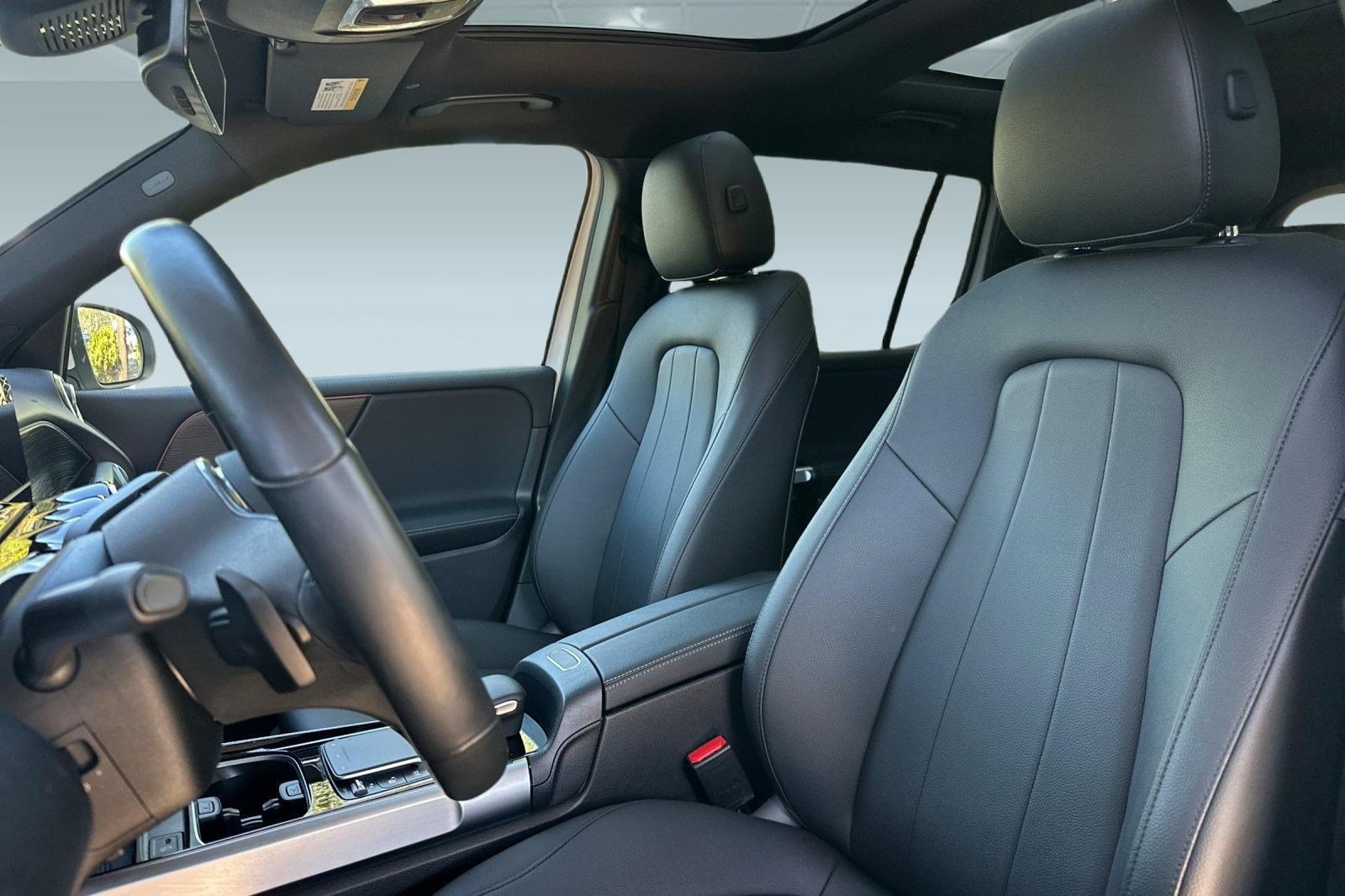 Certified 2023 Mercedes-Benz EQB 300 4MATIC image 5