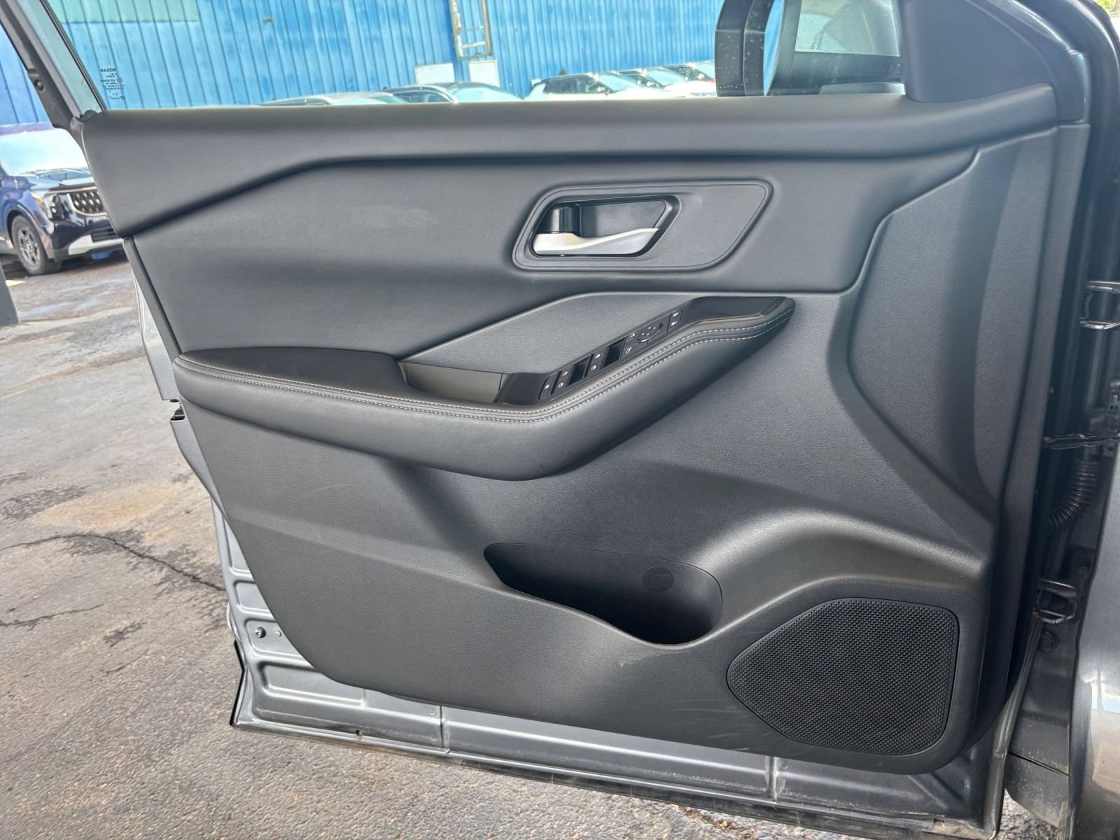 Used 2026 Nissan Rogue SV AWD/4WD image 18