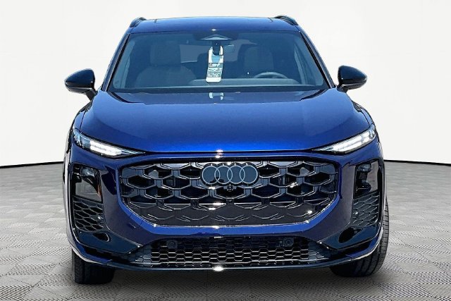 New 2026 Audi Q3 quattro 2.0T AWD/4WD image 3