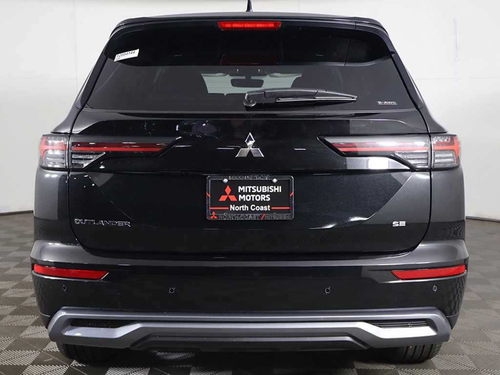 New 2026 Mitsubishi Outlander SE AWD/4WD image 13