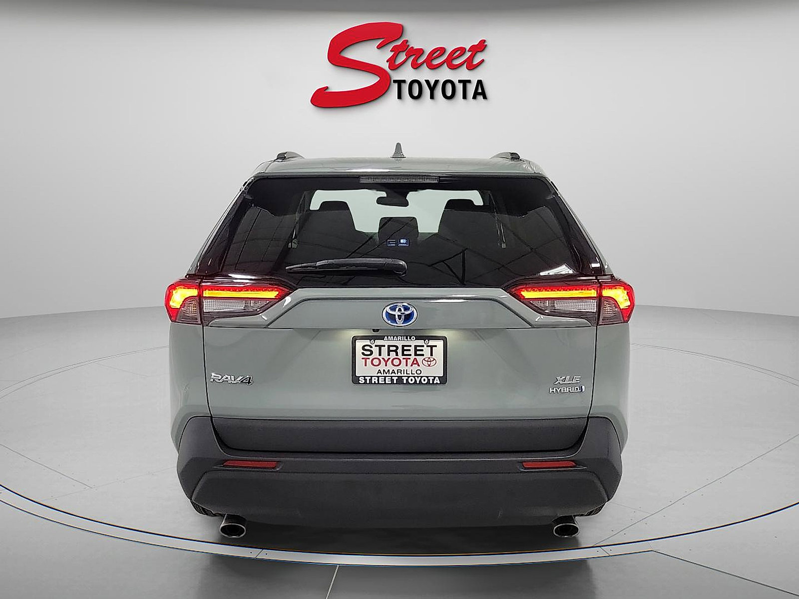 Certified 2022 Toyota RAV4 XLE image 3