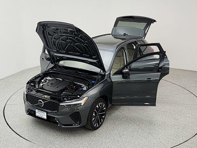 New 2026 Volvo XC60 B5 Ultra w/ Climate Package AWD/4WD image 41