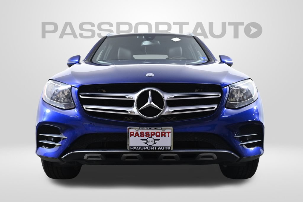 Used 2017 Mercedes-Benz GLC 300 4MATIC image 2
