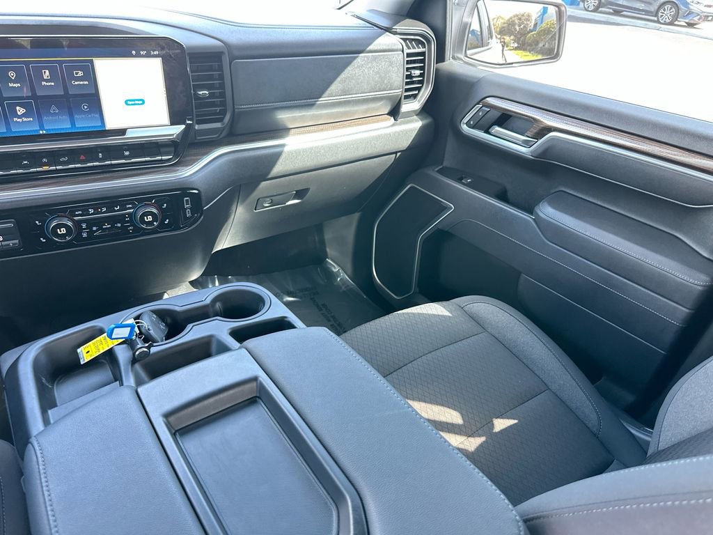 Certified 2025 Chevrolet Silverado 1500 RST w/ Redline Edition image 23