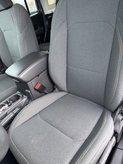 Used 2025 Jeep Wrangler Willys 4xe image 9