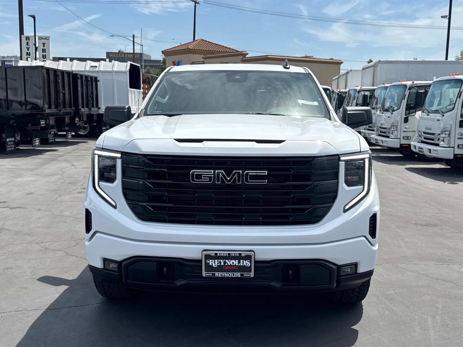 New 2026 GMC Sierra 1500 Elevation image 2