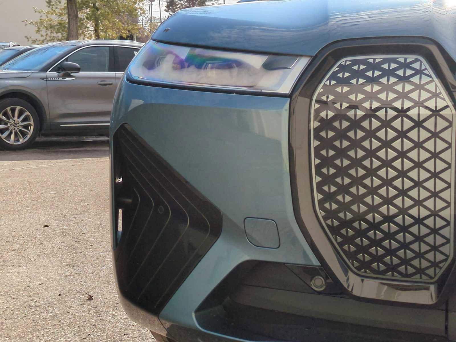 New 2025 BMW iX xDrive50 w/ Premium Package image 11