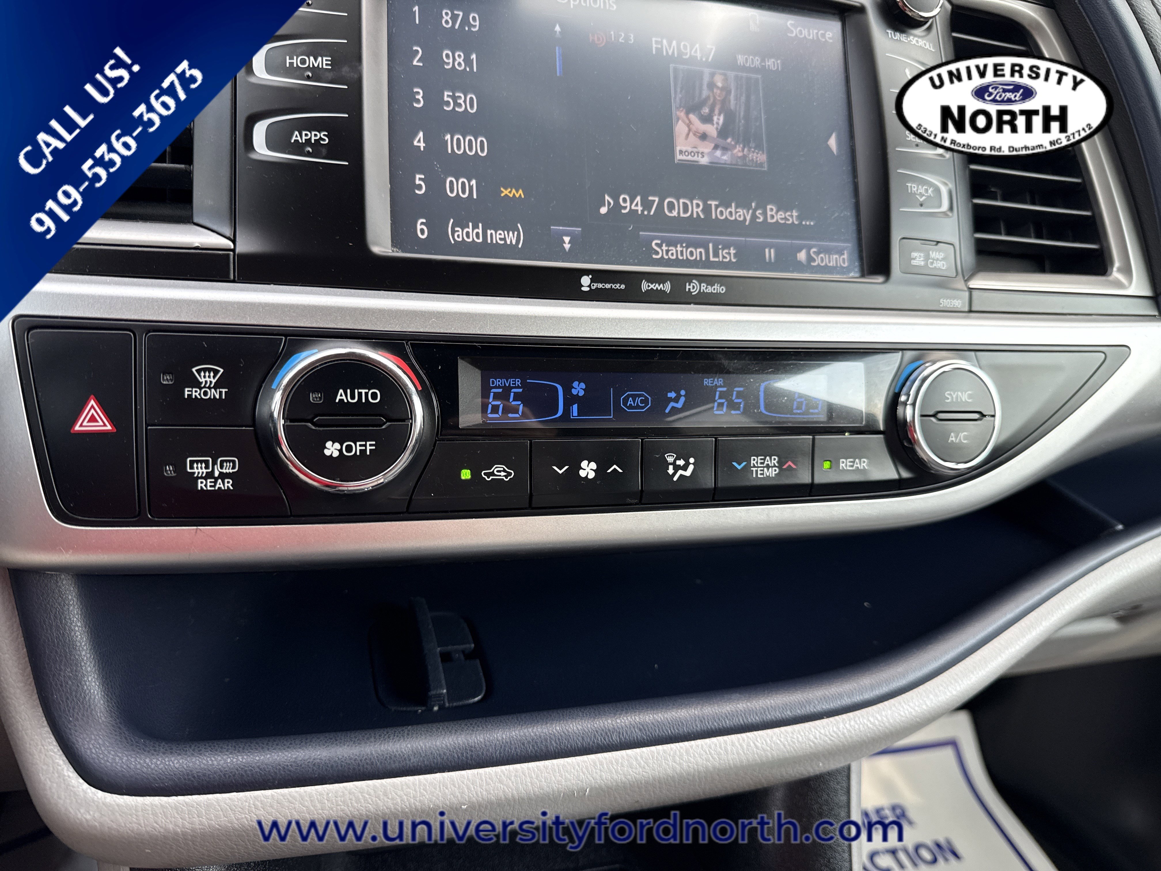 Used 2019 Toyota Highlander XLE image 27