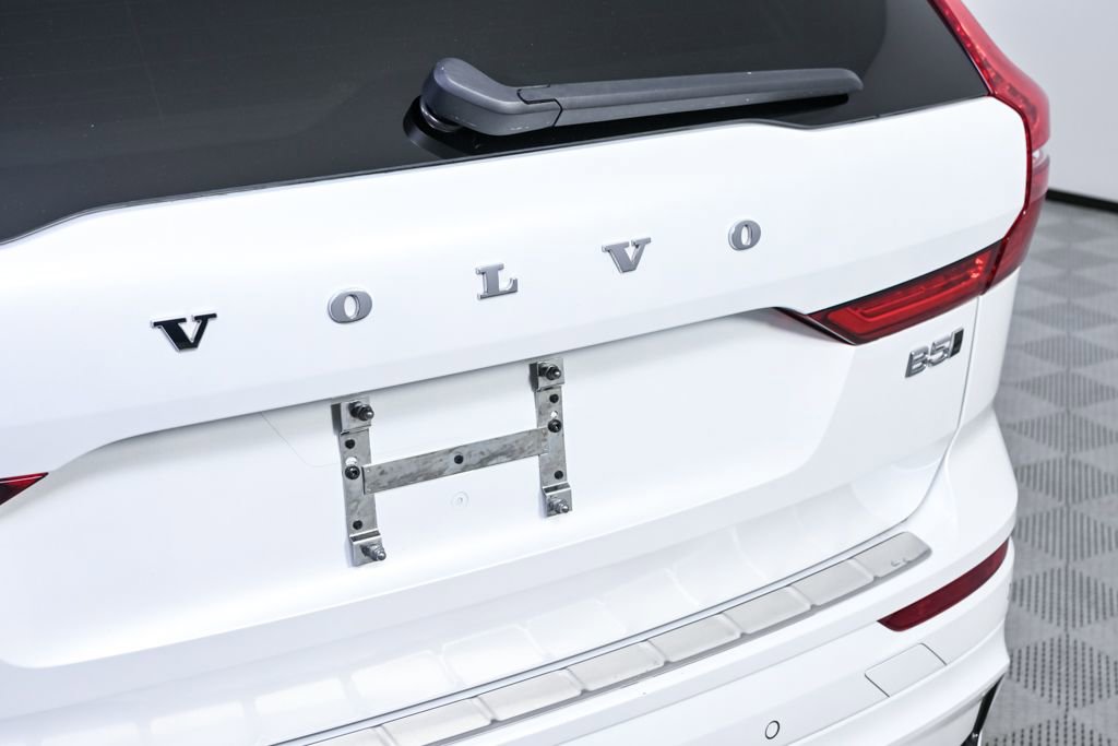 Certified 2024 Volvo XC60 B5 Plus w/ Protection Package Premier AWD/4WD image 36