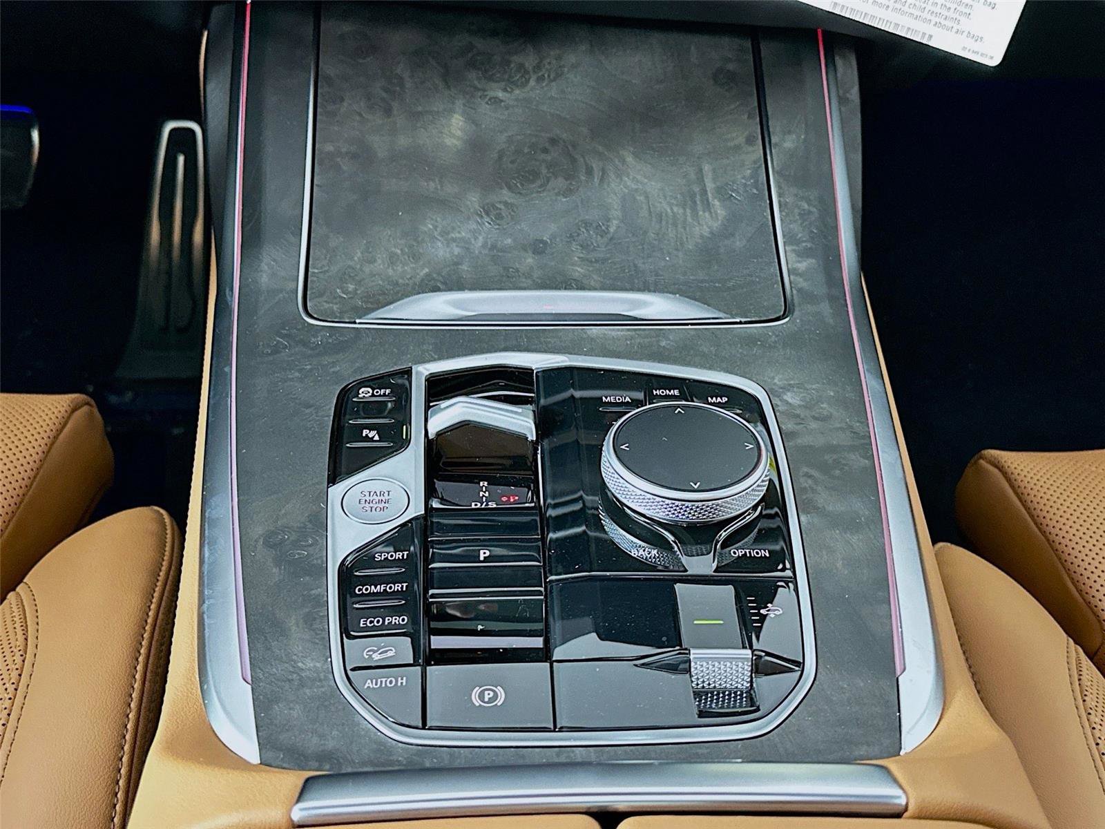 New 2026 BMW X7 xDrive40i w/ M Sport Package image 17