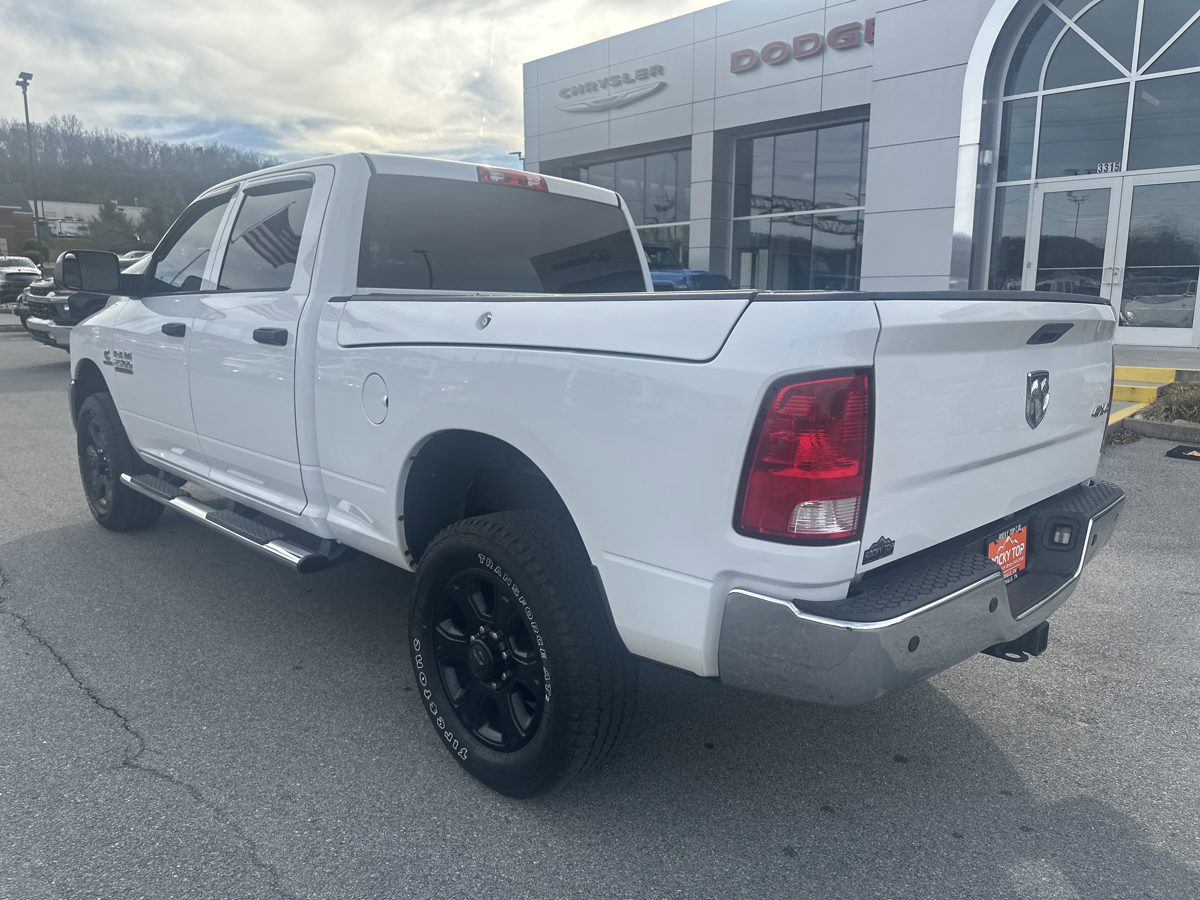 Used 2016 RAM 2500 Tradesman w/ Chrome Appearance Group image 9