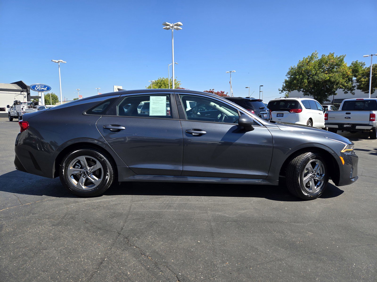 Used 2023 Kia K5 LXS image 3