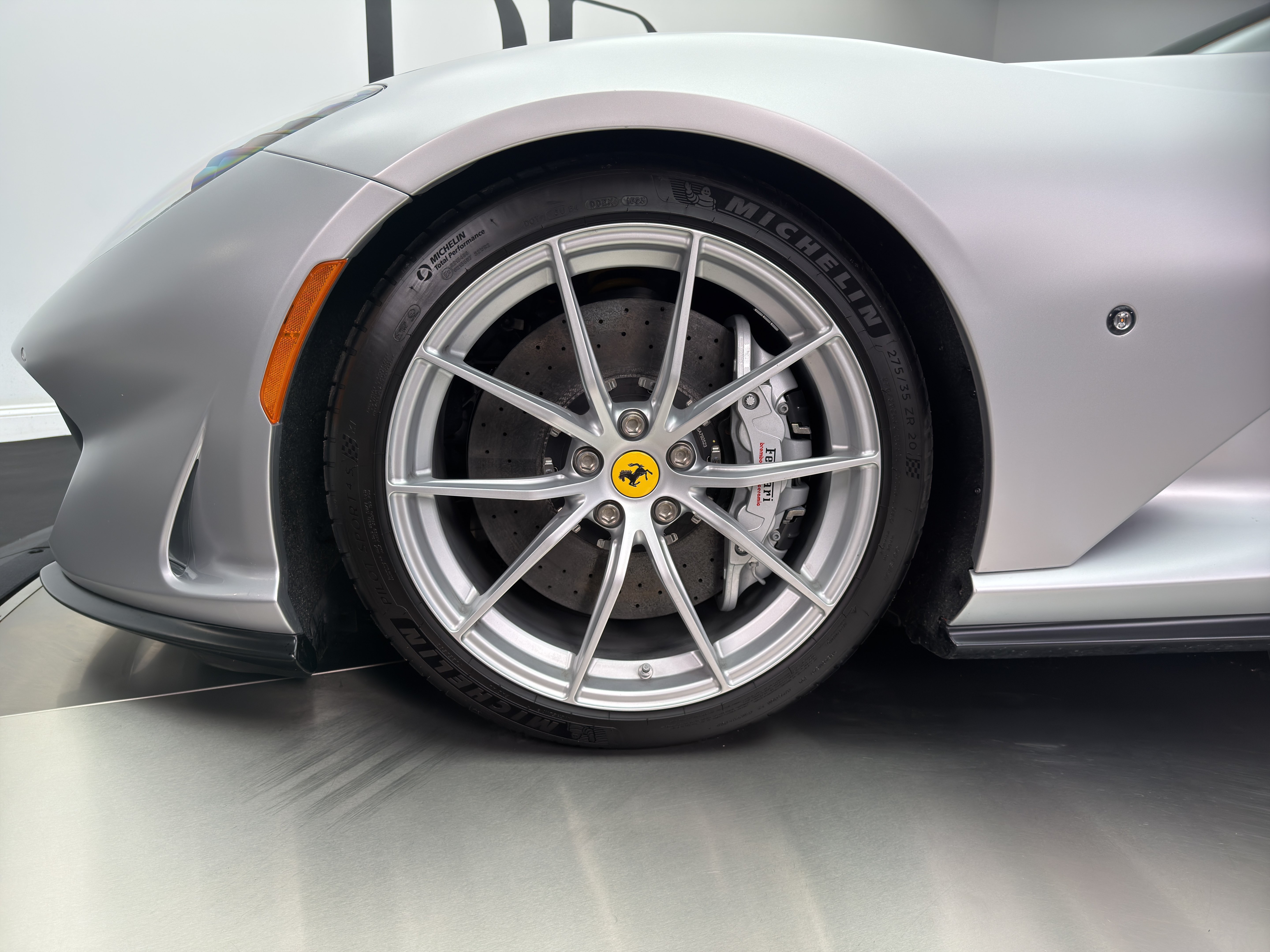 Used 2023 Ferrari 812 GTS RWD image 4