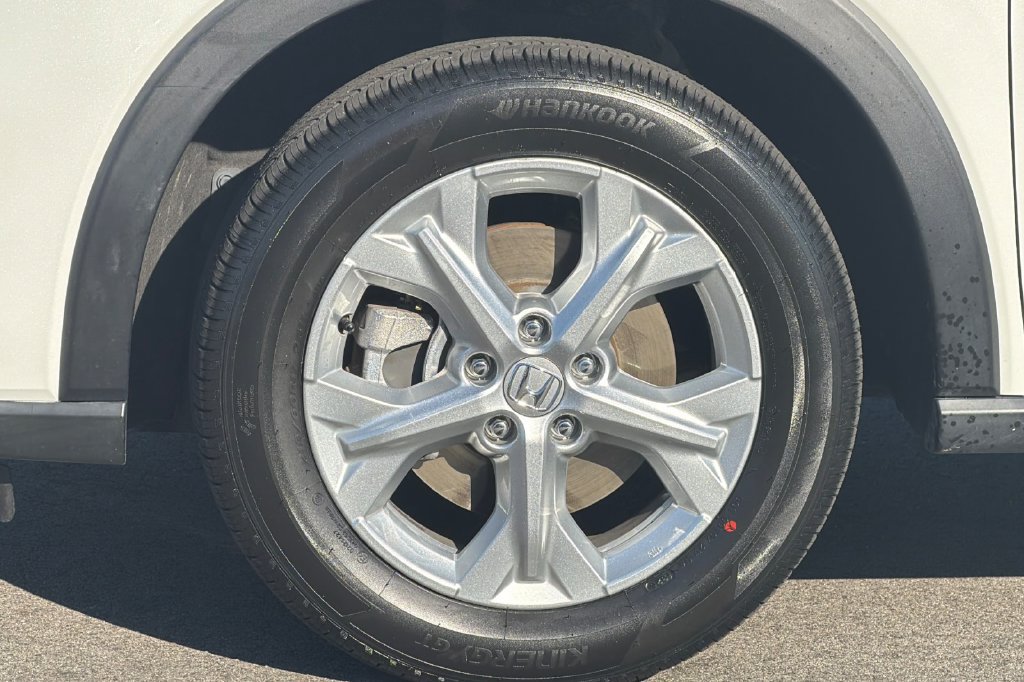 Certified 2024 Honda HR-V LX image 33