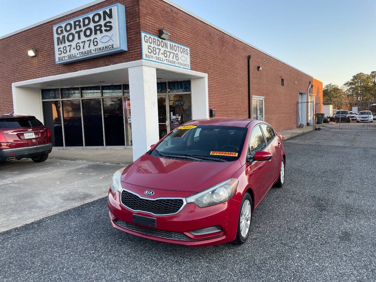 Used 2014 Kia Forte LX w/ Popular Package FWD image 2