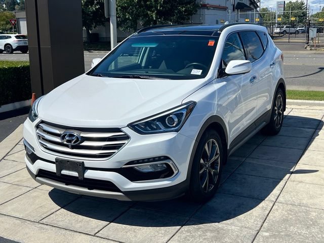 Used 2018 Hyundai Santa Fe Sport w/ Cargo Package AWD/4WD image 3