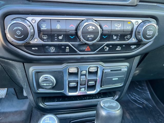 Used 2021 Jeep Wrangler Unlimited Sahara AWD/4WD image 9