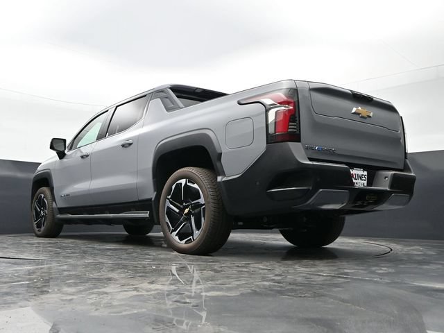 New 2026 Chevrolet Silverado EV LT AWD/4WD image 40