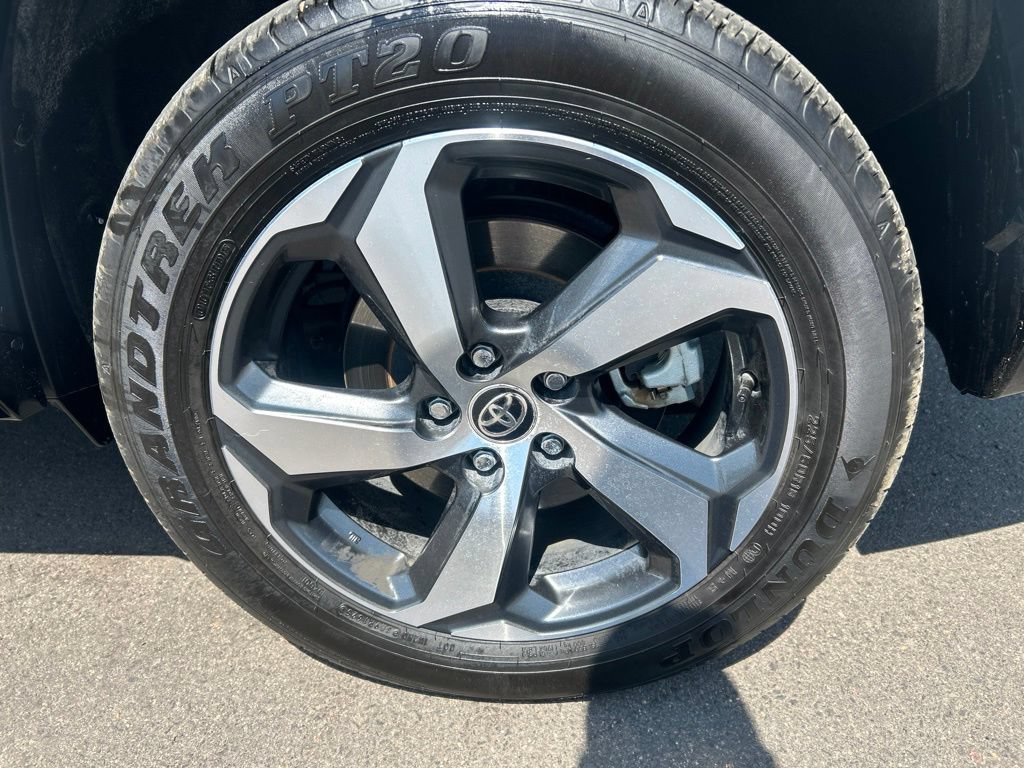 Used 2025 Toyota RAV4 SE AWD/4WD image 32