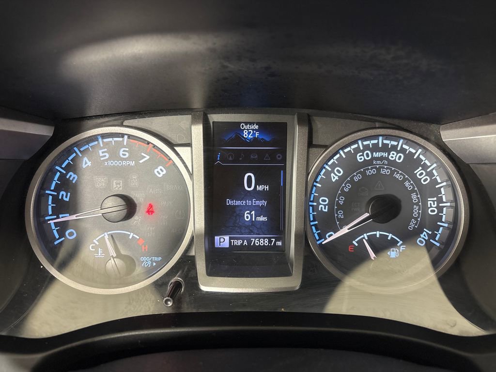 Used 2017 Toyota Tacoma SR5 w/ Tow Package image 19