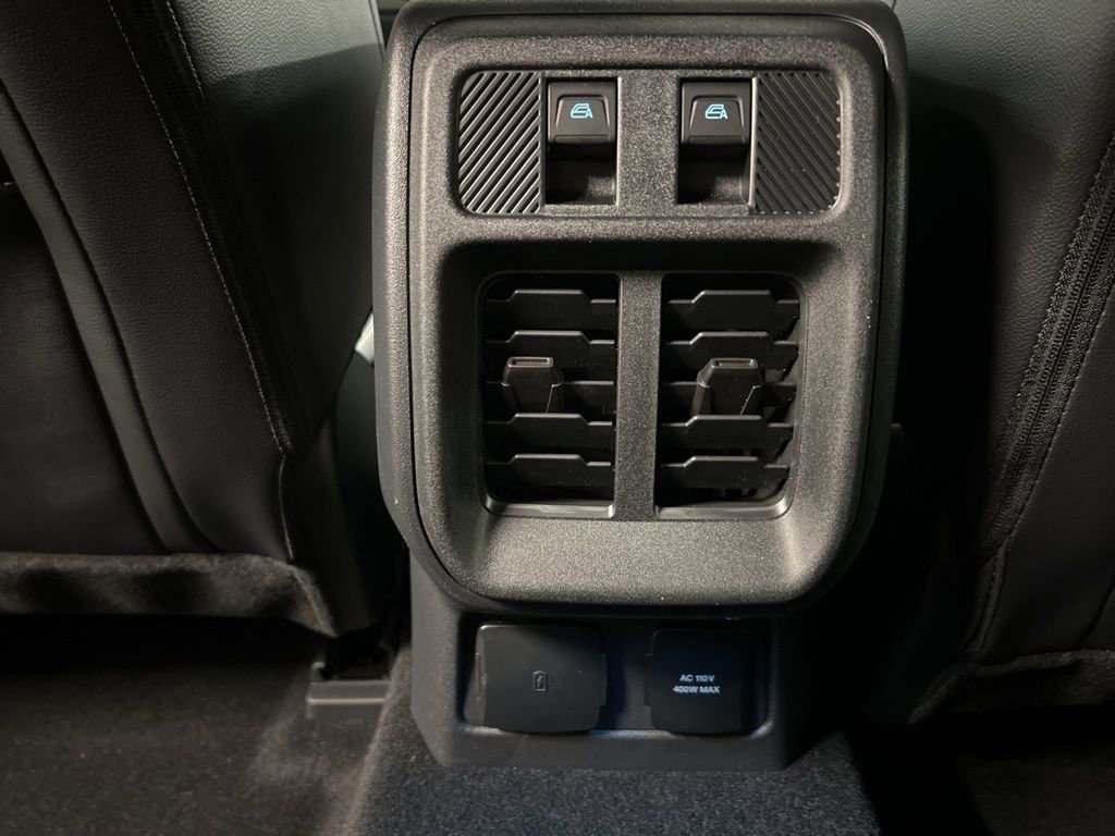 New 2026 Ford Bronco Outer Banks w/ Sasquatch Package image 33