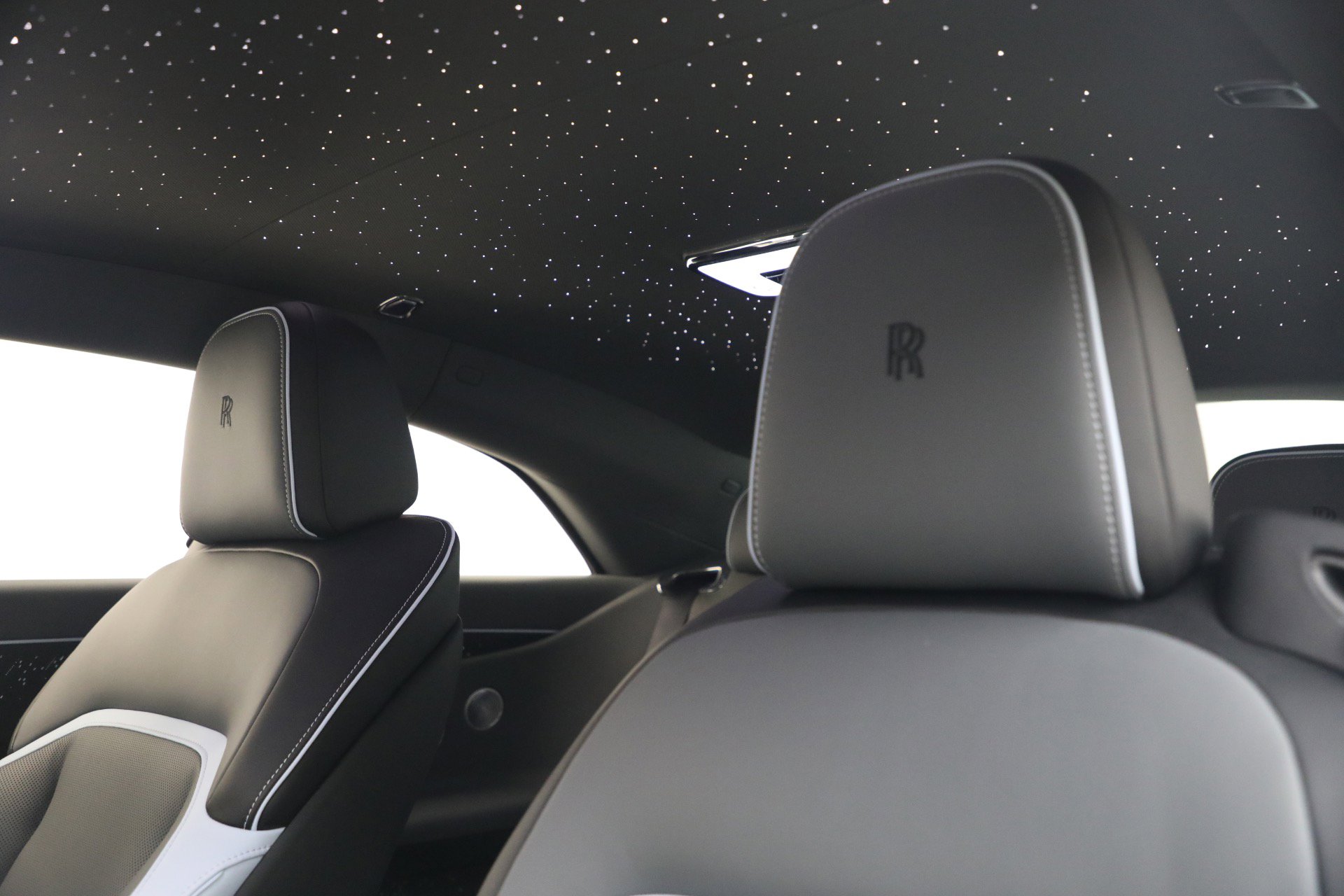 Certified 2026 Rolls-Royce Spectre AWD/4WD image 29