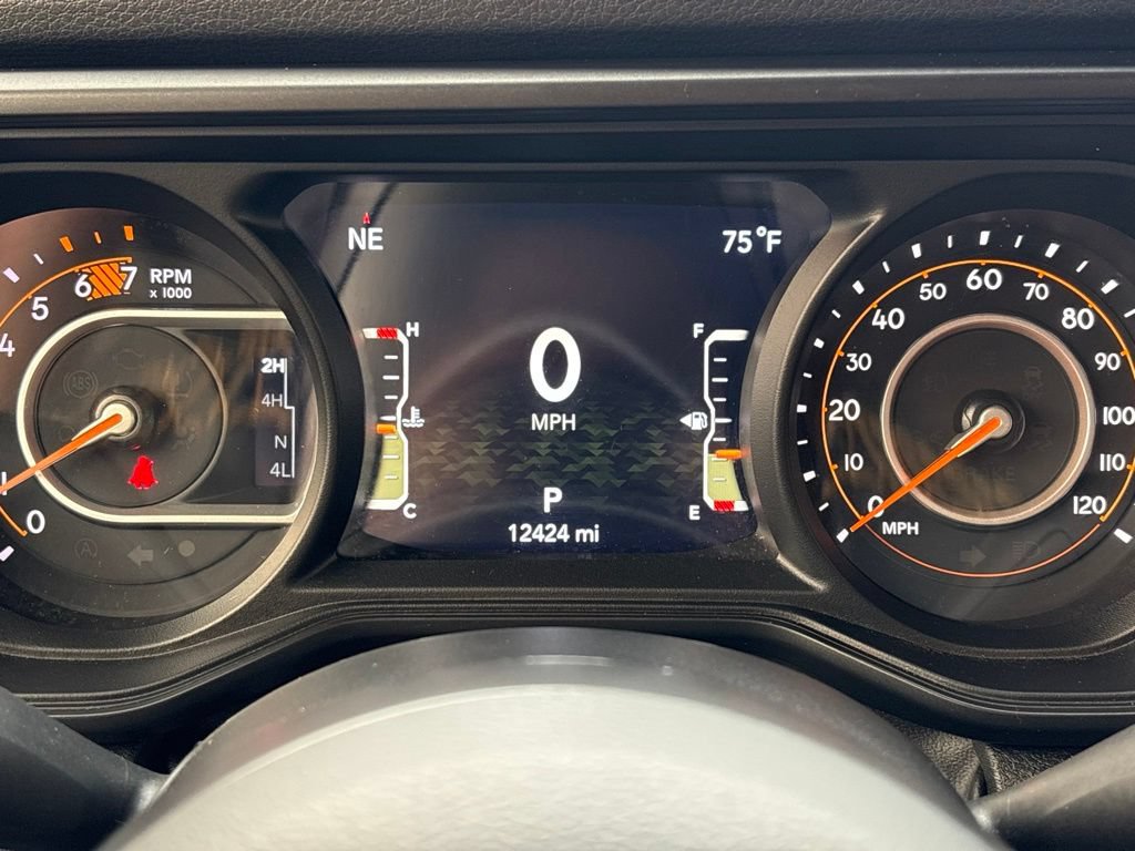 Used 2024 Jeep Wrangler Sport AWD/4WD image 22