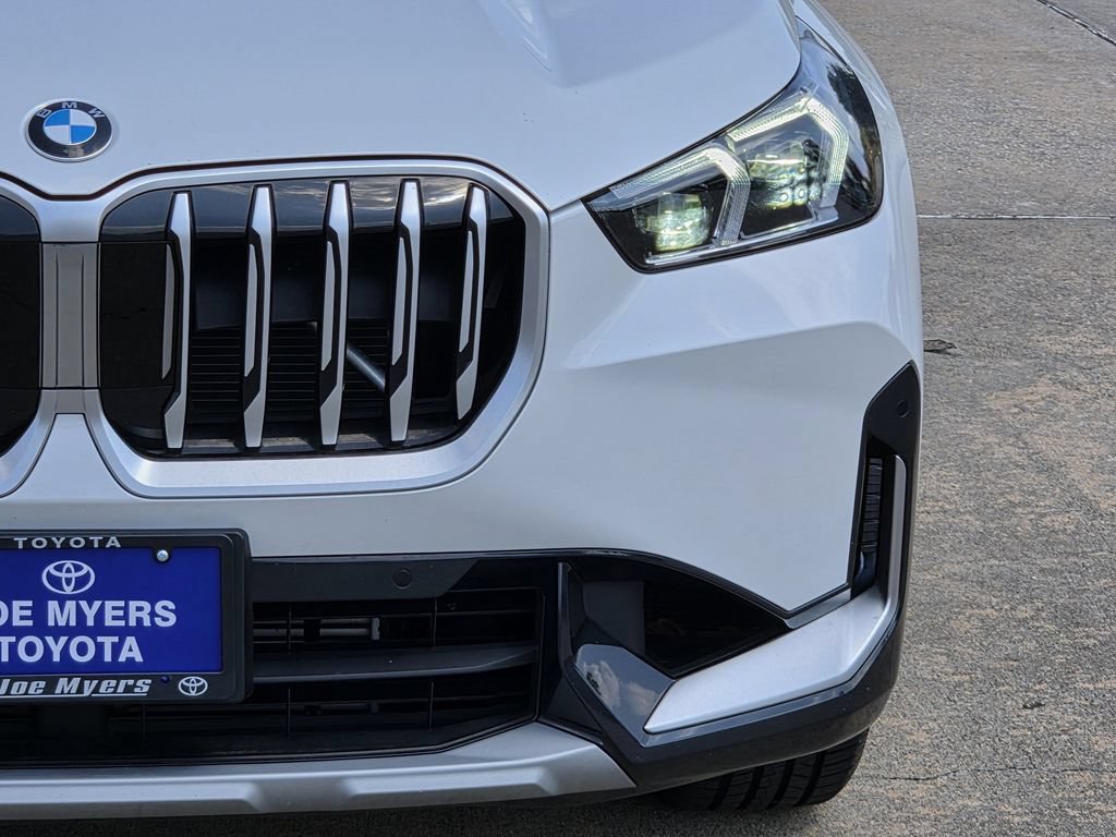 Used 2025 BMW X1 xDrive28i AWD/4WD image 4