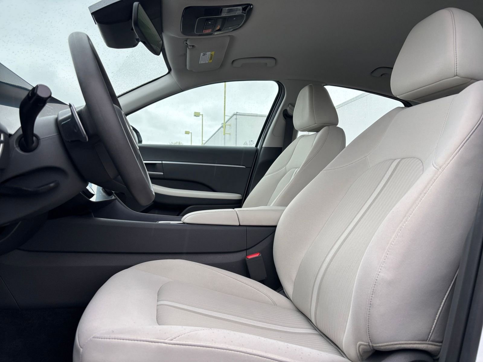 Used 2025 Hyundai Sonata SEL FWD image 27