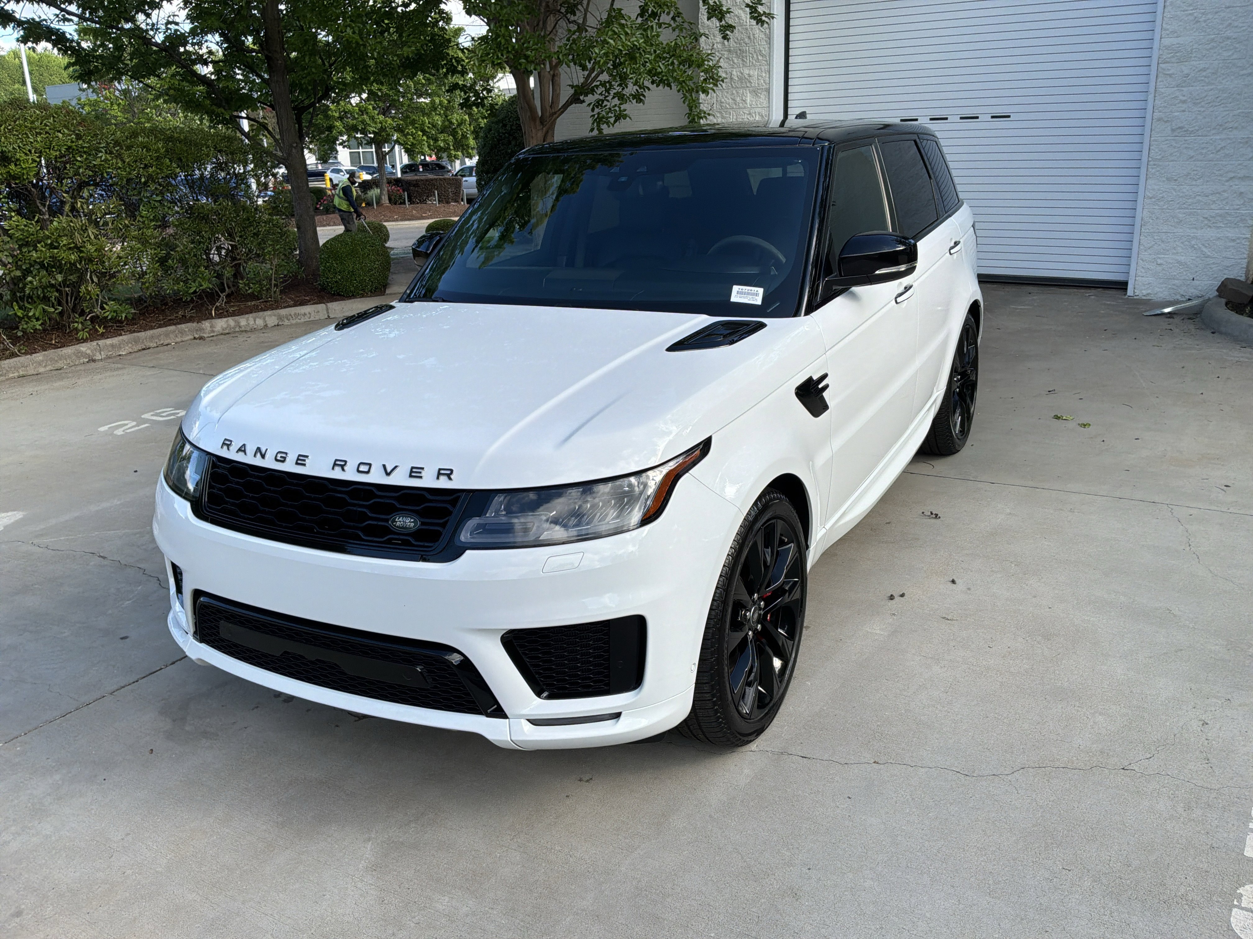Used 2022 Land Rover Range Rover Sport HST AWD/4WD image 5