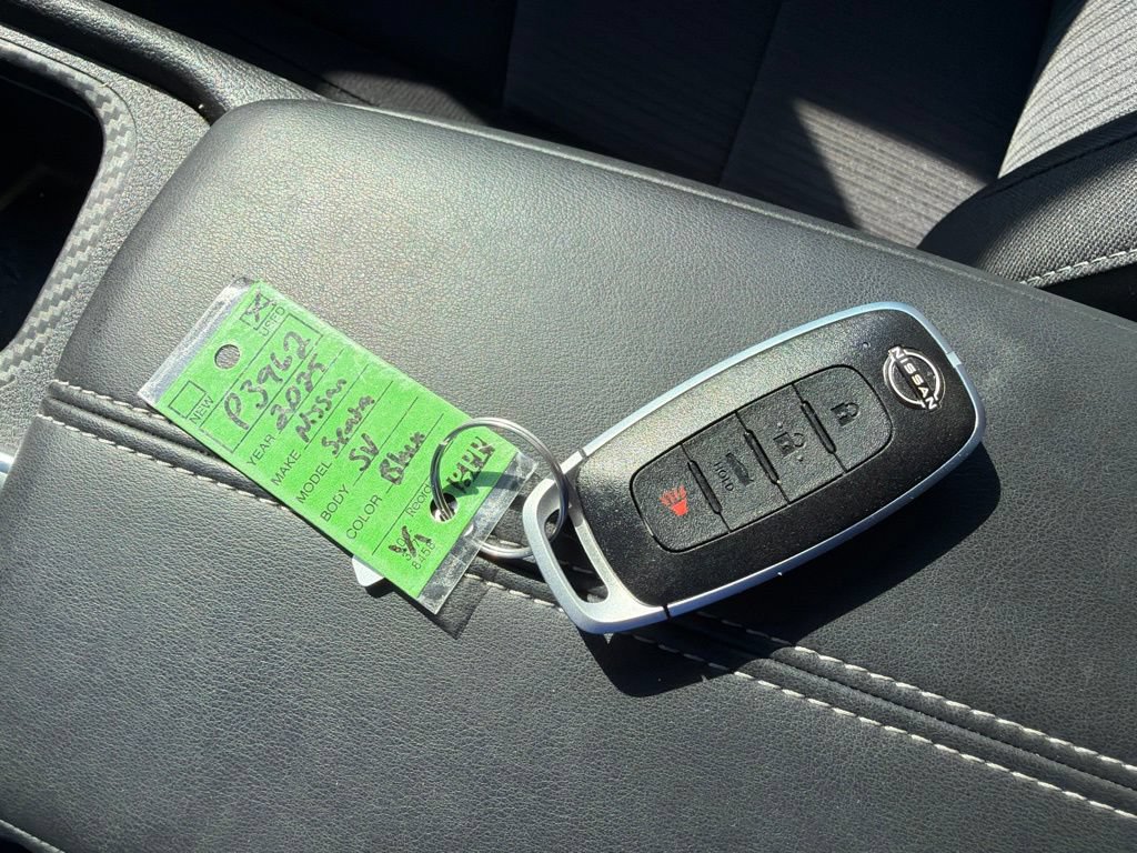 Used 2025 Nissan Sentra SV FWD image 36