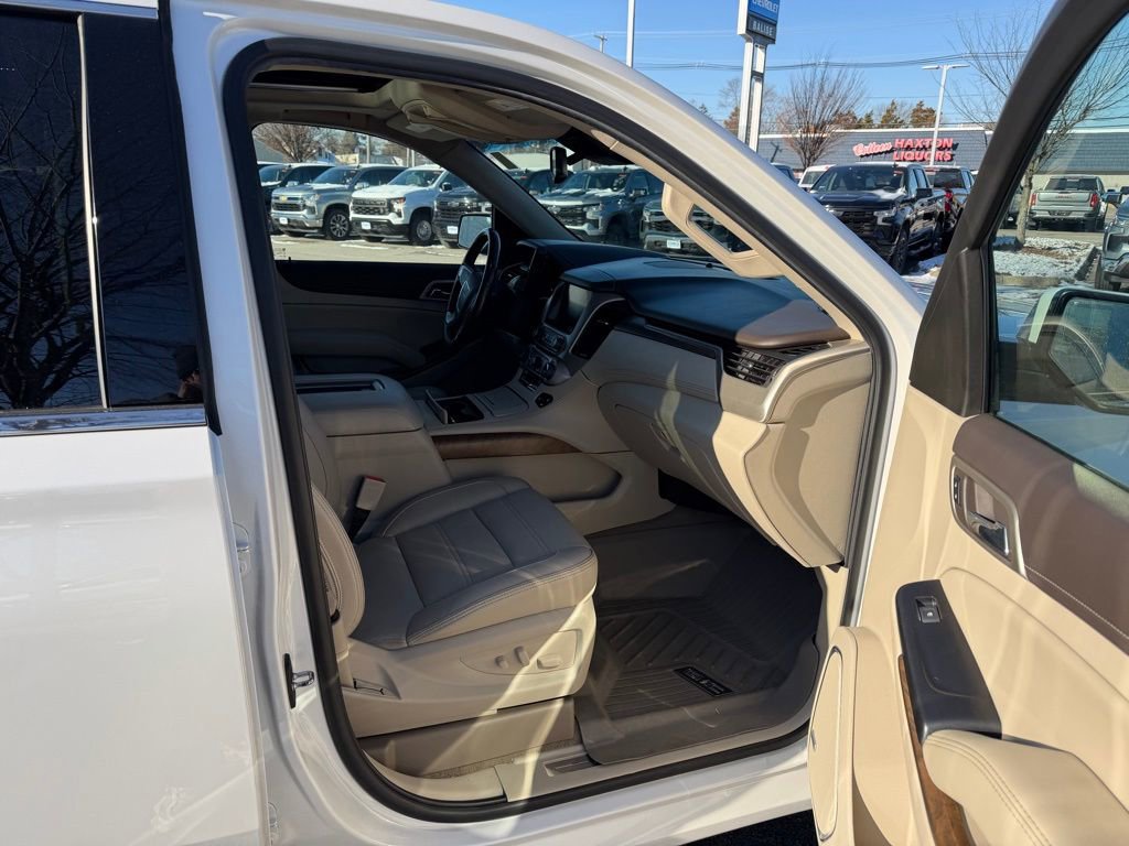 Used 2019 GMC Yukon XL Denali w/ Denali Ultimate Package image 24