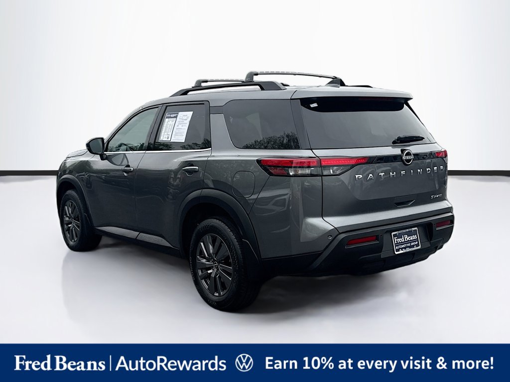 Used 2023 Nissan Pathfinder SV AWD/4WD image 6