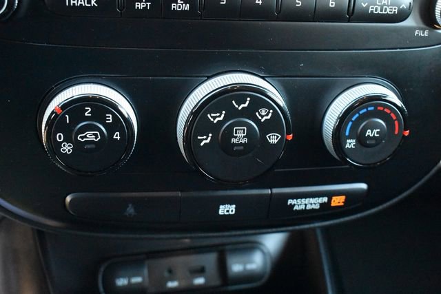 Used 2015 Kia Soul image 27