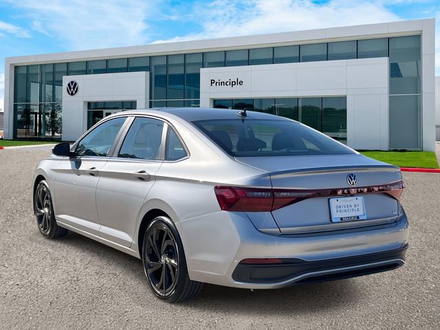 New 2026 Volkswagen Jetta SE image 4