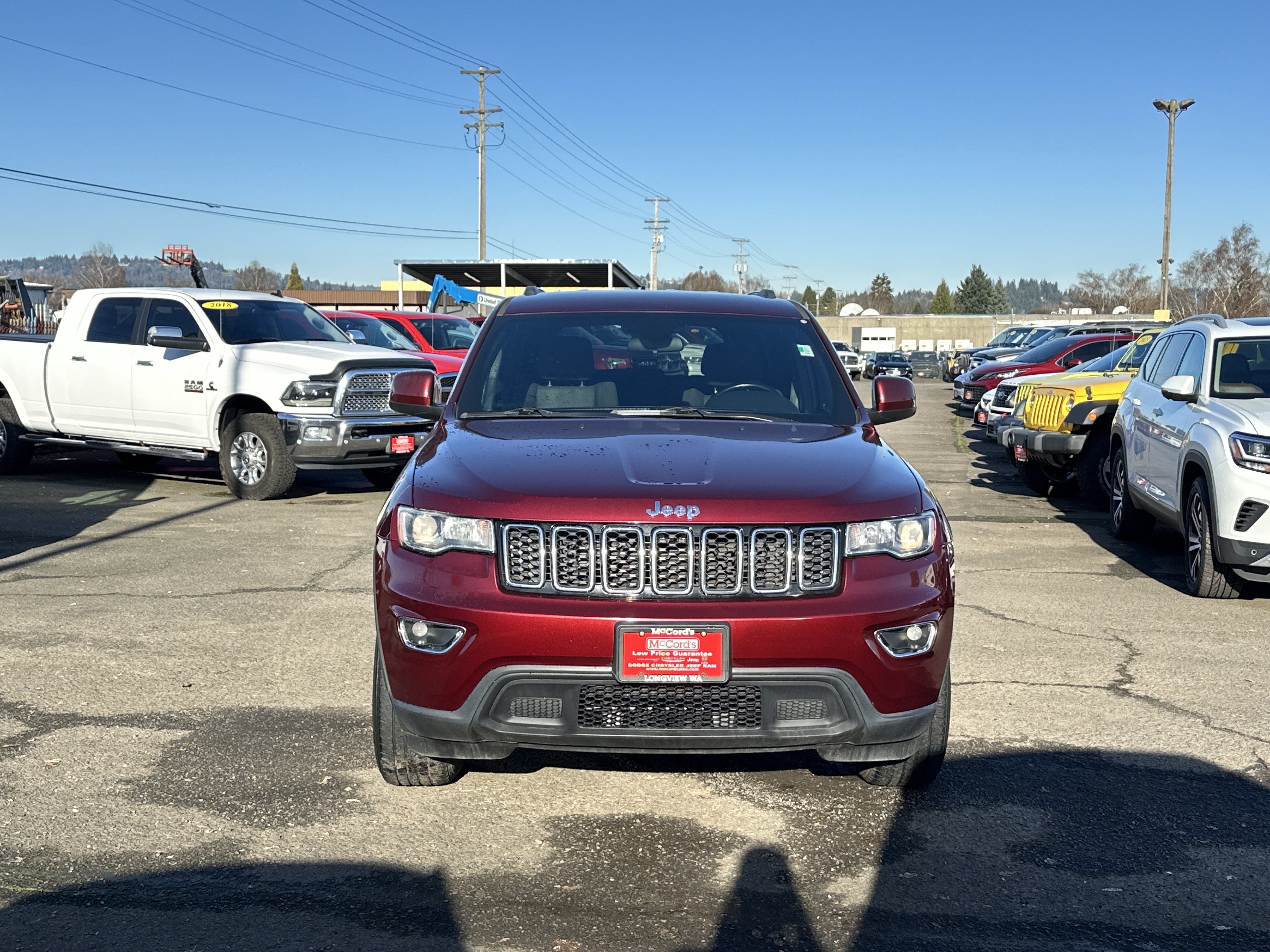 Used 2020 Jeep Grand Cherokee Laredo AWD/4WD image 8