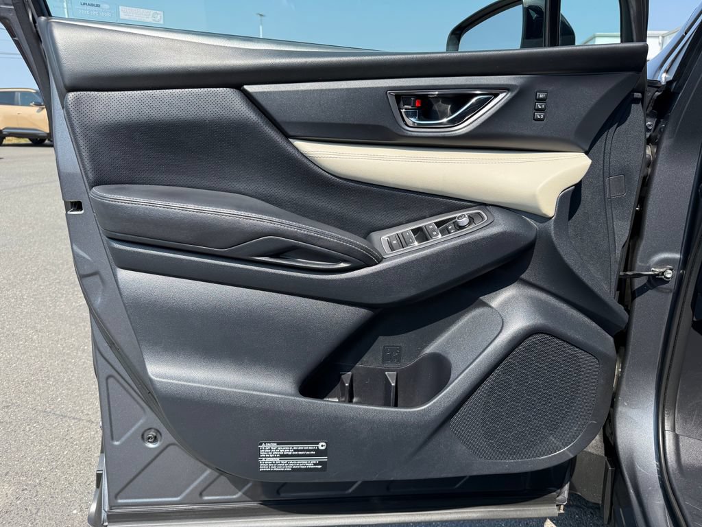 Used 2019 Subaru Ascent Limited AWD/4WD image 18