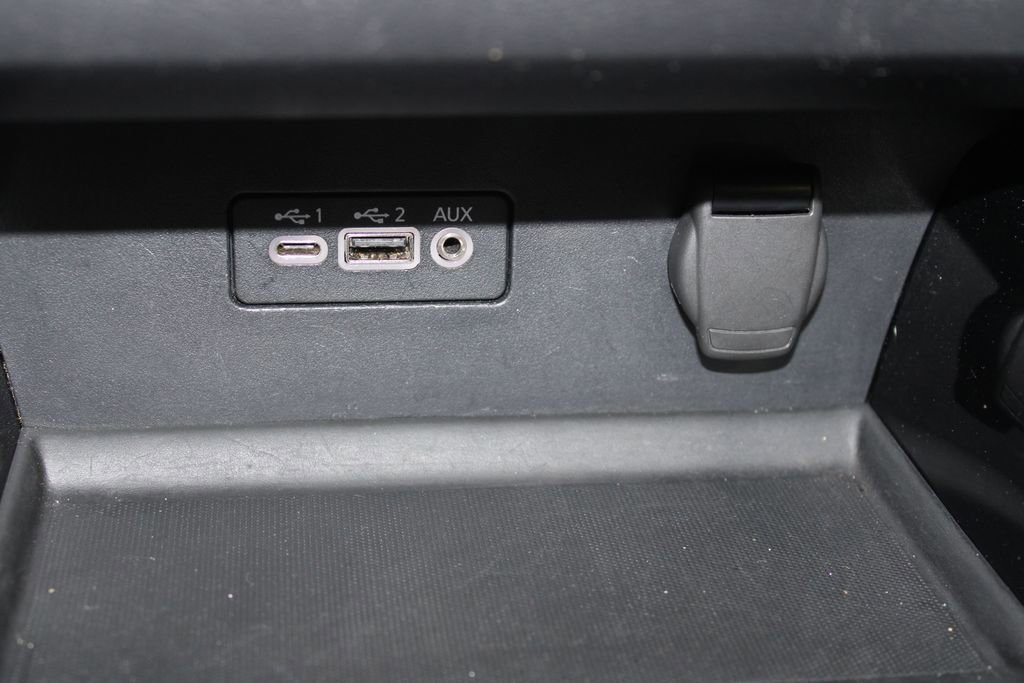 Used 2024 Nissan Altima 2.5 SV image 41