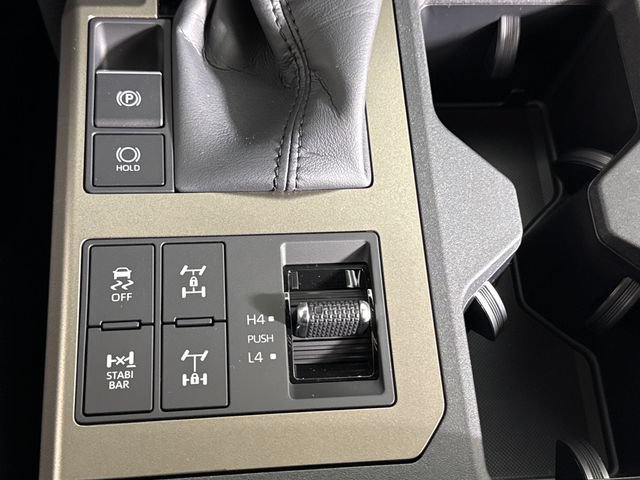 New 2027 Toyota Land Cruiser w/ Premium Package AWD/4WD image 33