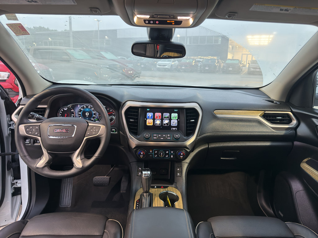 Certified 2018 GMC Acadia Denali w/ Technology Package AWD/4WD image 28