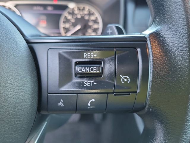 Used 2024 Nissan Rogue S image 23