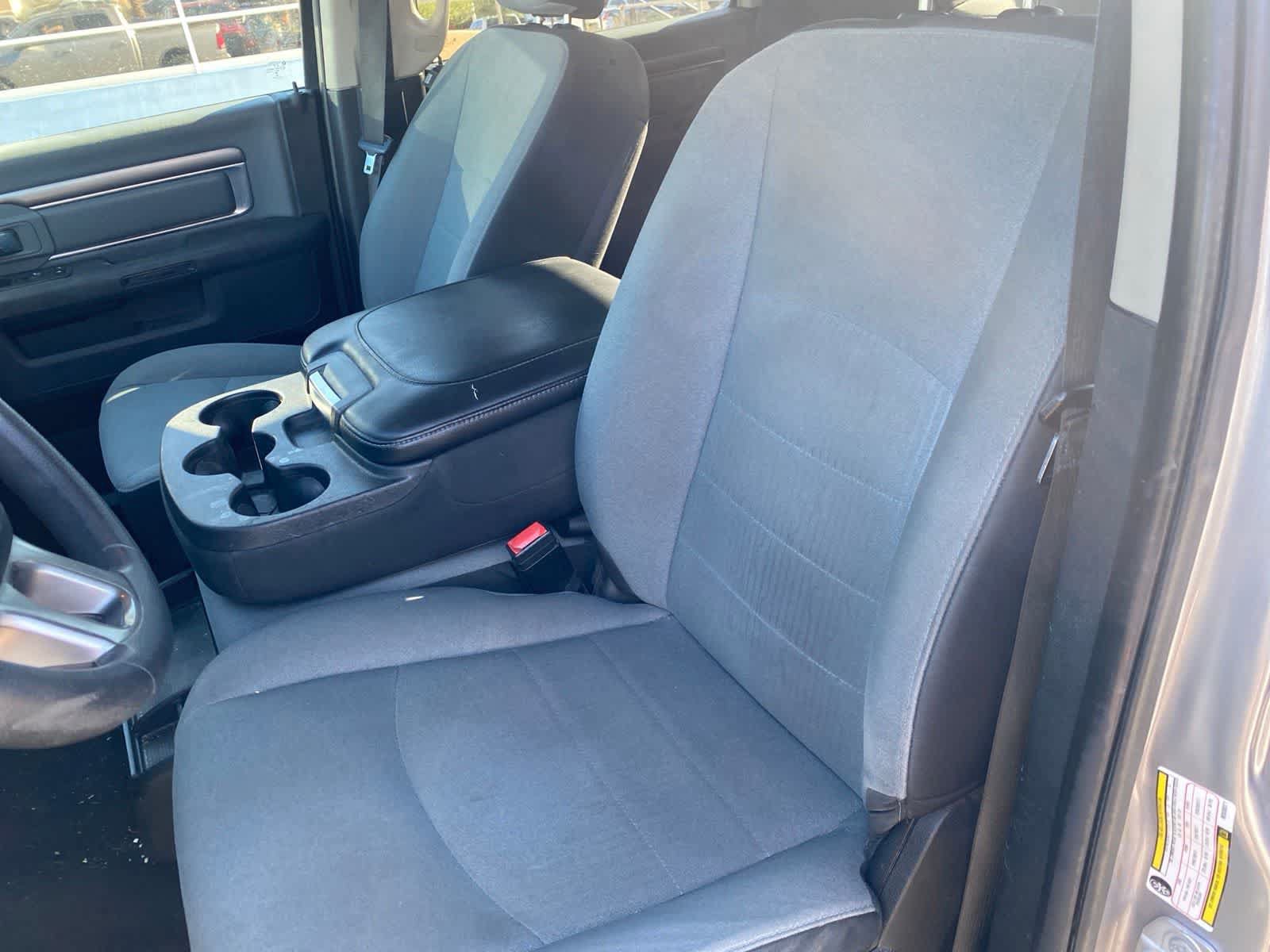 Used 2021 RAM 1500 Classic SLT RWD image 12