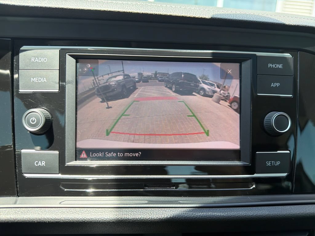 Used 2019 Volkswagen Jetta SE w/ Cold Weather Package FWD image 22